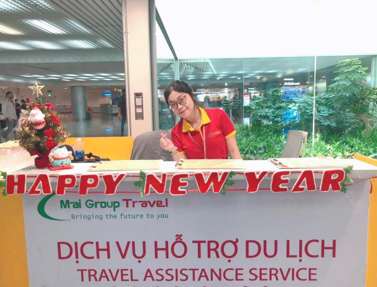 Quầy hỗ trợ của MaiGroup Travel tại sân bay Tân Sơn Nhất